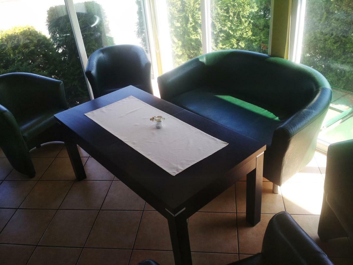Sawik Dziekanowice Motel Lednogora Buitenkant foto