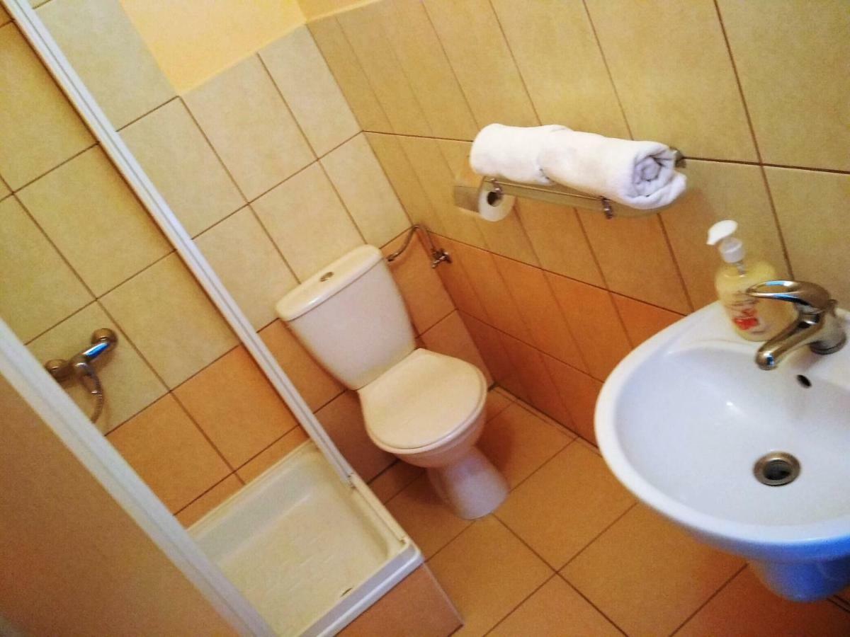 Sawik Dziekanowice Motel Lednogora Buitenkant foto