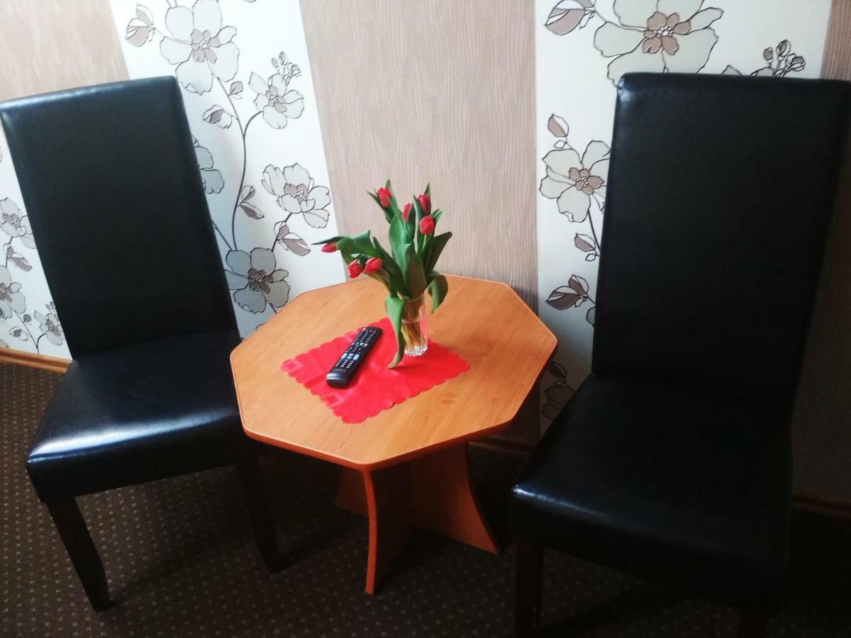 Sawik Dziekanowice Motel Lednogora Buitenkant foto
